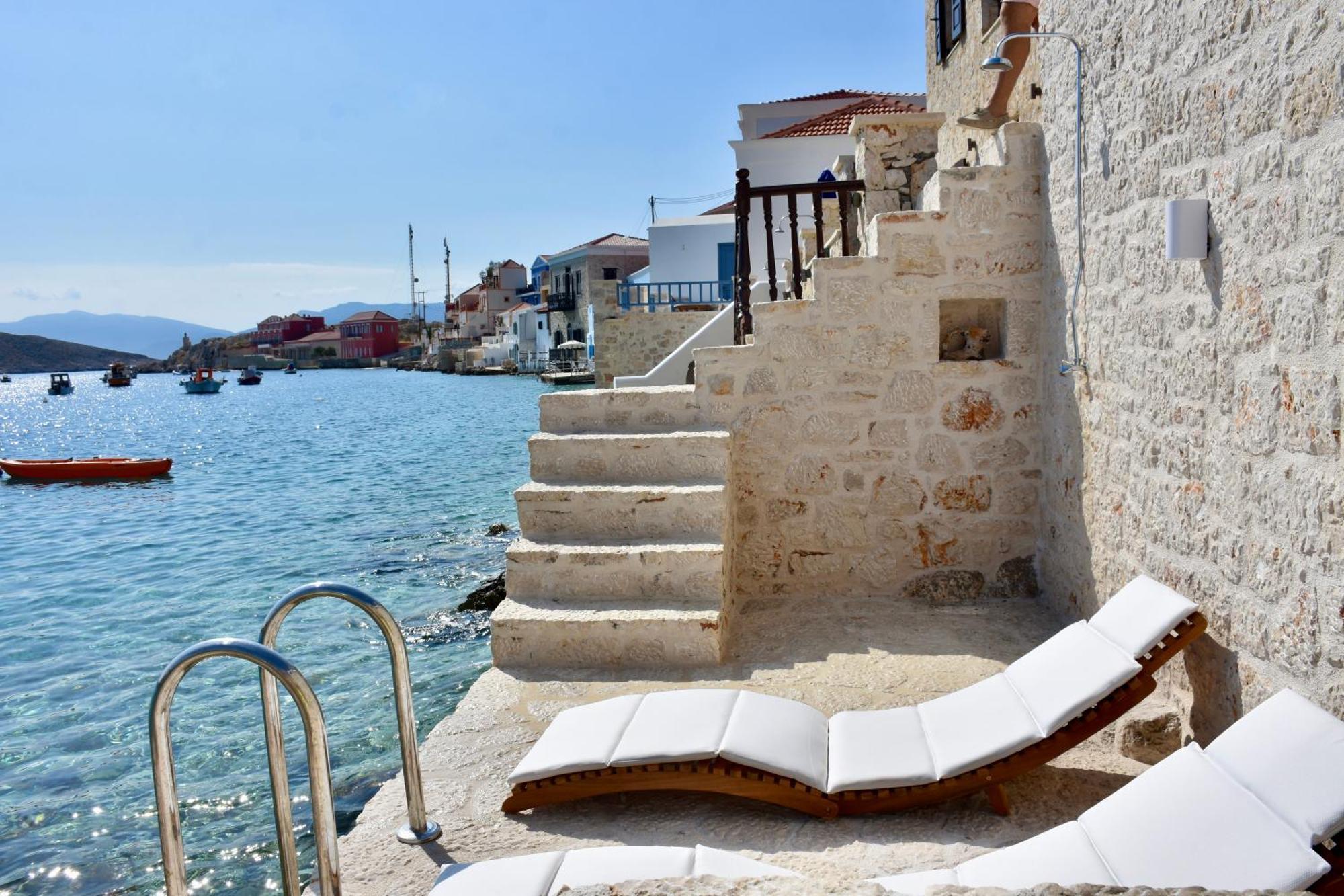 Salt Retreat - Seafront Villa Chalki Town Dış mekan fotoğraf